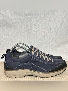 Clarks Womens Blue Leather Wave Walk Waterproof Hiking Walking Shoes SZ 9.5M